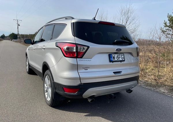 Ford Escape cena 66000 przebieg: 75500, rok produkcji 2018 z Sochaczew małe 277
